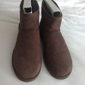 Ugg classic mini chocolate brown